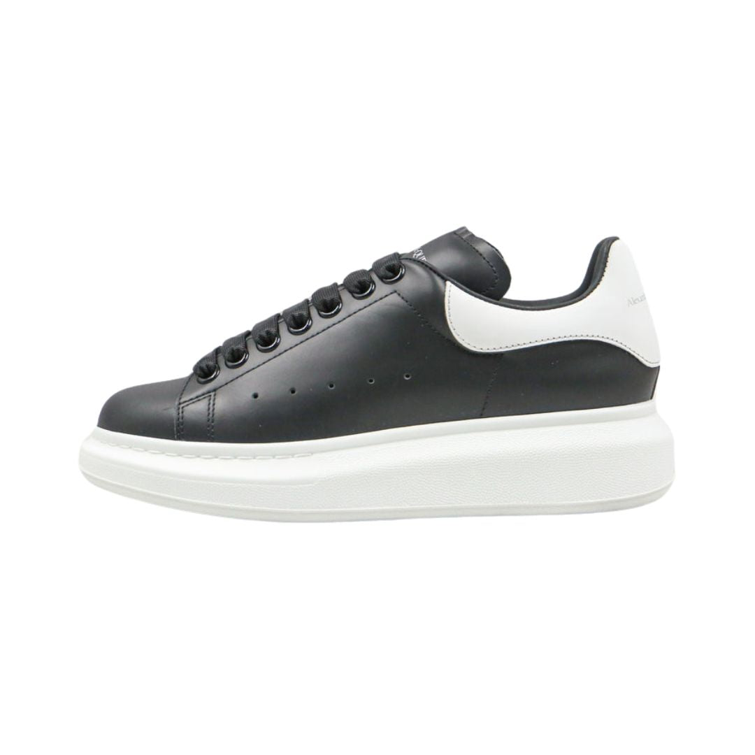 ALEXANDER MCQUEEN OVERSIZED BLACK WHITE